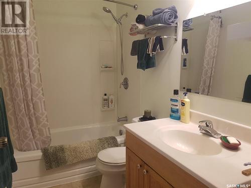 200 Forget Street, Stoughton, SK - Indoor Photo Showing Bathroom