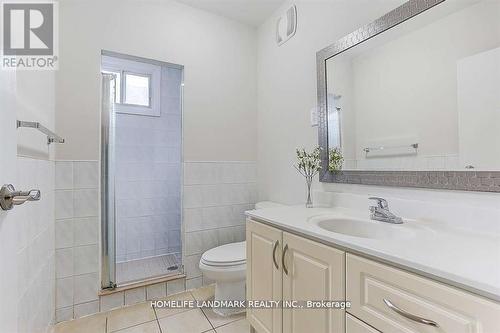 20 Grove Avenue, Toronto, ON - Indoor Photo Showing Bathroom