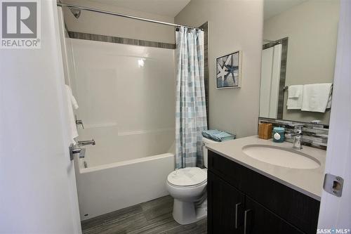 4644 Ferndale Crescent, Regina, SK - Indoor Photo Showing Bathroom
