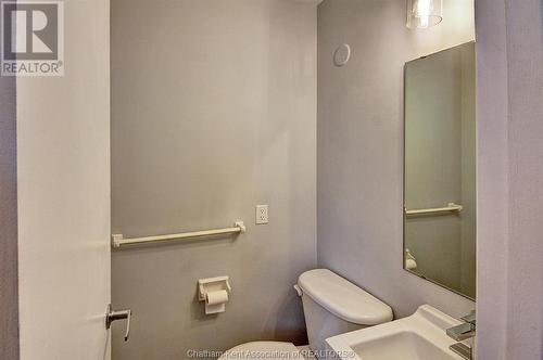 343 Dora Drive, Wallaceburg, ON - Indoor Photo Showing Bathroom
