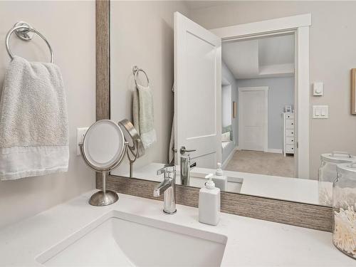 3405 Jazz Crt, Langford, BC - Indoor Photo Showing Bathroom