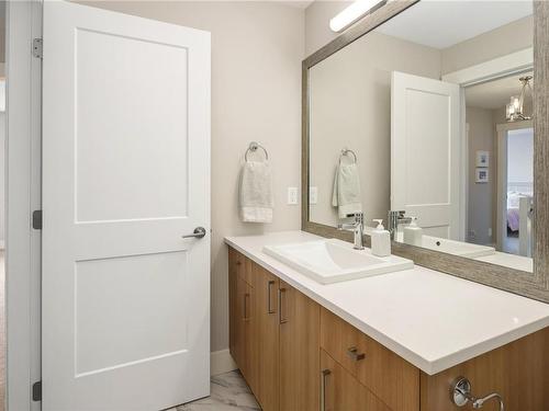 3405 Jazz Crt, Langford, BC - Indoor Photo Showing Bathroom