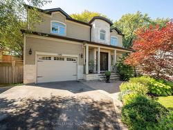 1392 Kenmuir Ave  Mississauga, ON L5G 4B4