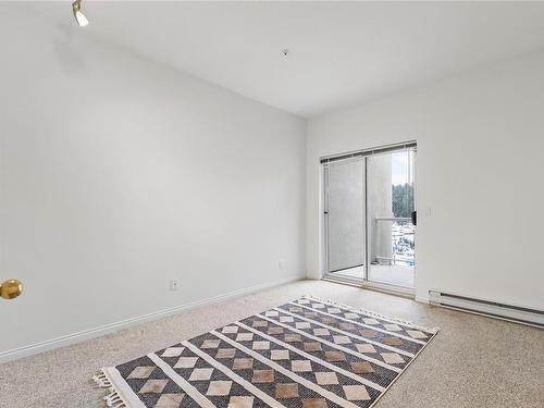 403-566 Stewart Ave, Nanaimo, BC - Indoor Photo Showing Other Room
