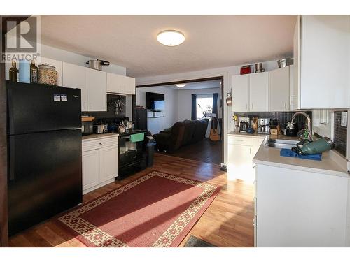 2470 Chilton Drive, Dawson Creek, BC - Indoor Photo Showing Kitchen With Double Sink