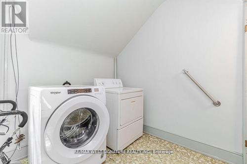 12510 Highway 27, King, ON - Indoor Photo Showing Laundry Room