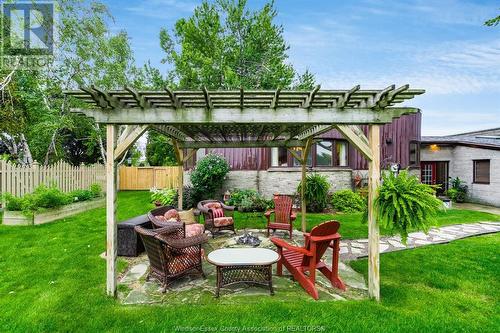 389 Talbot Street West, Leamington, ON - Outdoor With Backyard