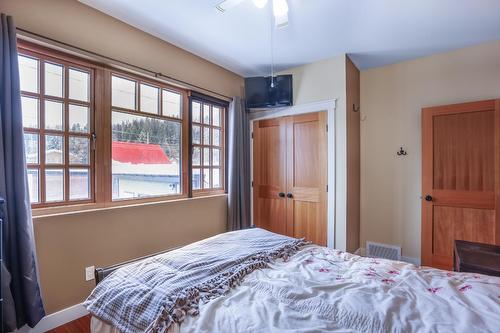180 Ritchie Street, Kimberley, BC - Indoor Photo Showing Bedroom