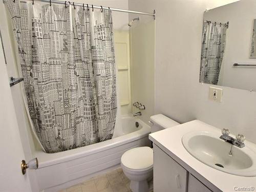 Salle de bains - 133  - 137 Boul. Matagami, Matagami, QC - Indoor Photo Showing Bathroom