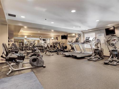 502-1075 Sunset Drive, Kelowna, BC - Indoor Photo Showing Gym Room