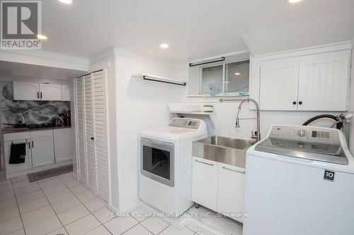 252 Walter Ave N, Hamilton, ON - Indoor Photo Showing Laundry Room