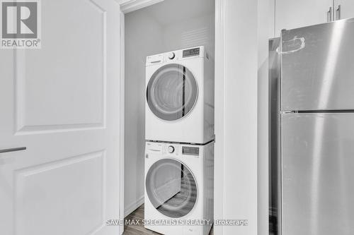 407A - 1098 Paisley Road, Guelph, ON - Indoor Photo Showing Laundry Room