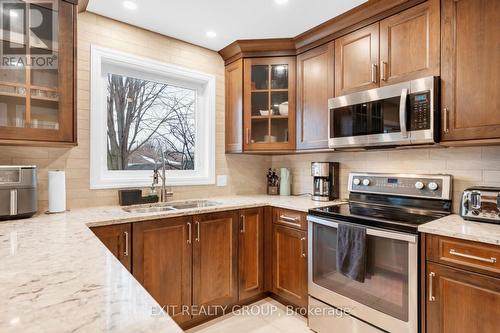 8 Watson Court, Belleville, ON - Indoor Photo Showing Kitchen With Double Sink