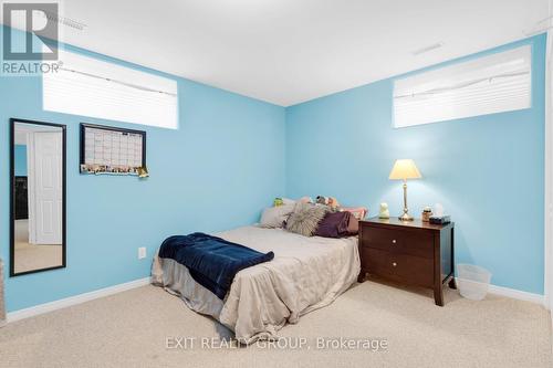8 Watson Crt, Belleville, ON - Indoor Photo Showing Bedroom