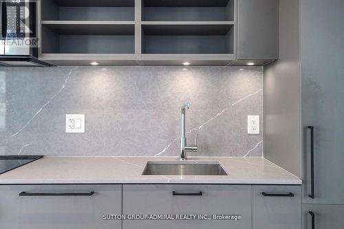 #1510 -135 East Liberty St, Toronto, ON - Indoor Photo Showing Kitchen