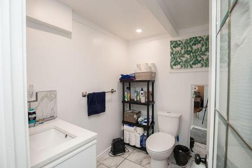 basement updated 3 piece bathroom - 252 Walter Avenue N, Hamilton, ON - Indoor Photo Showing Bathroom