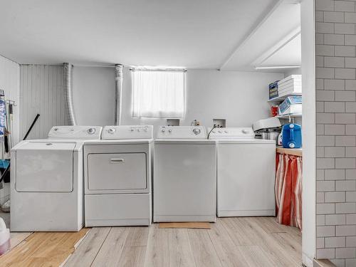 Salle de lavage - 6630 Av. Isaac-Bédard, Québec (Charlesbourg), QC - Indoor Photo Showing Laundry Room