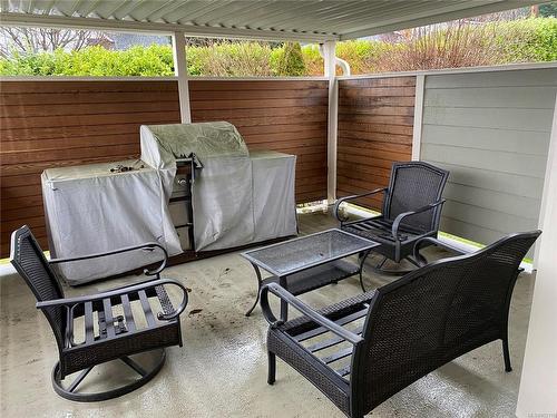 609 Evergreen Ave, Courtenay, BC - Outdoor With Deck Patio Veranda With Exterior