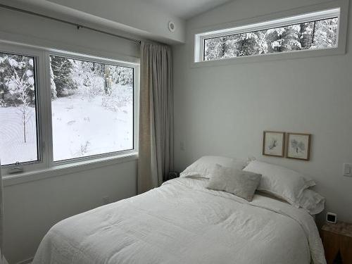 894 Hepburn Rd, Chase, BC - Indoor Photo Showing Bedroom