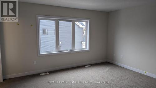 88 Starboard Crescent N, Welland, ON - Indoor Photo Showing Other Room