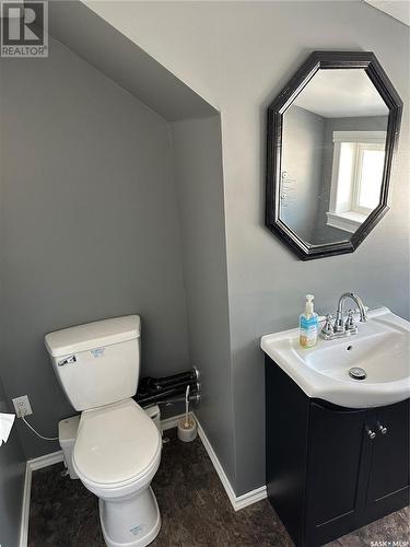 416 Columbus Drive, Rockglen, SK - Indoor Photo Showing Bathroom