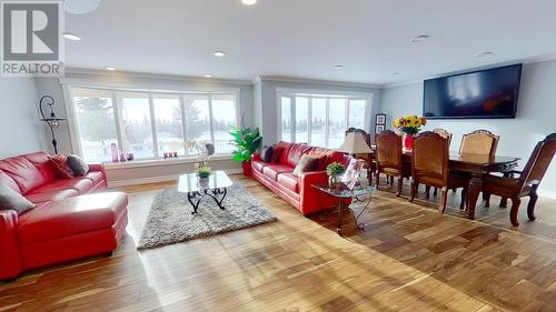 7187 257 Road, Fort St. John, BC - Indoor Photo Showing Living Room