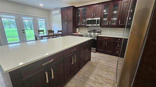 B 124 Pleasant Valley Drive, Pelican Lake, MB - Indoor Photo Showing Kitchen With Upgraded Kitchen