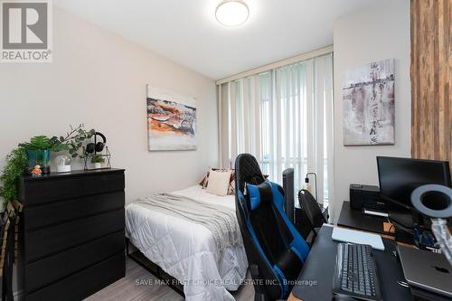 #1702 -3504 Hurontario St, Mississauga, ON - Indoor Photo Showing Bedroom
