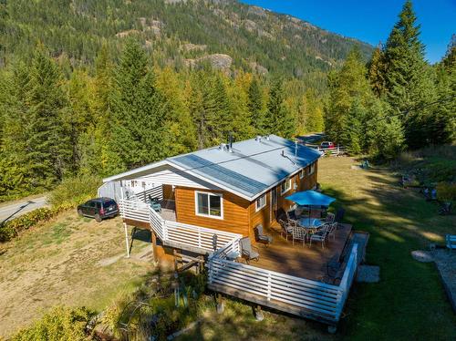 1110 22 Highway, Rossland, BC - Outdoor With Deck Patio Veranda