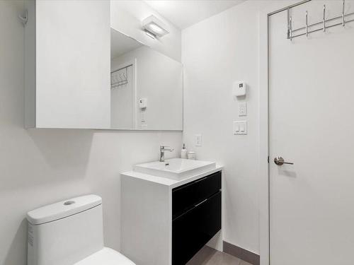 Bathroom - 2405-1288 Rue St-Antoine O., Montréal (Ville-Marie), QC - Indoor Photo Showing Bathroom