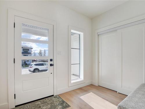 1422 Sandstone Lane, Langford, BC - Indoor Photo Showing Other Room
