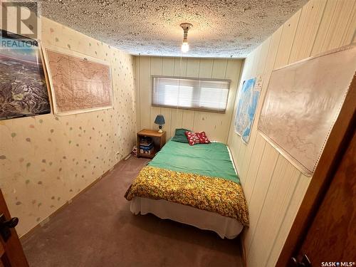 132 2Nd Street E, Glaslyn, SK - Indoor Photo Showing Bedroom