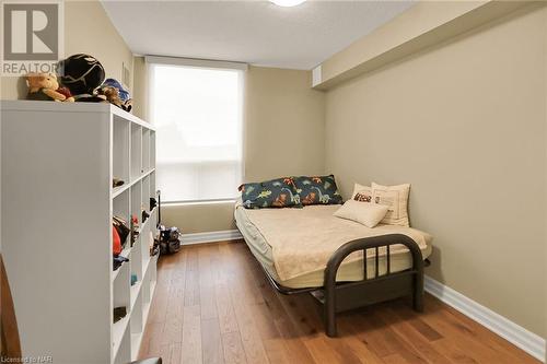 81 Scott Street Unit# 503, St. Catharines, ON - Indoor Photo Showing Bedroom