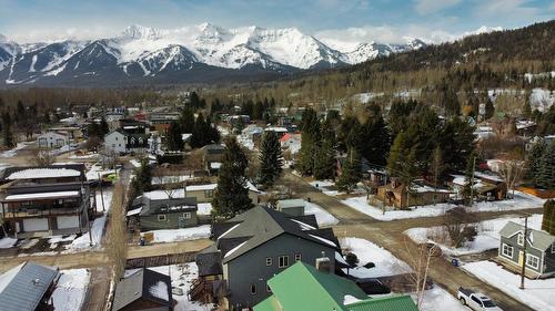 802 8Th Avenue, Fernie, BC - Outdoor With View