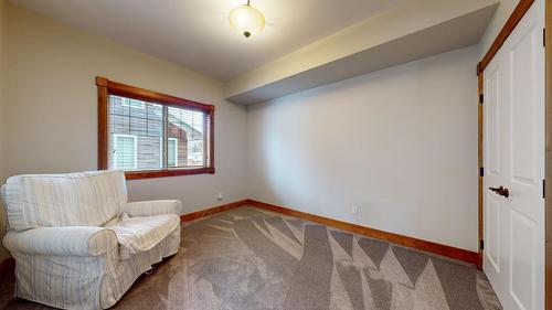 802 8Th Avenue, Fernie, BC - Indoor Photo Showing Other Room