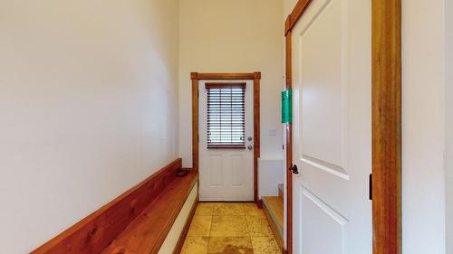 802 8Th Avenue, Fernie, BC - Indoor Photo Showing Other Room
