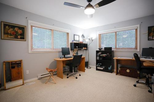 270 East Wilson Creek Road E, New Denver, BC - Indoor Photo Showing Office