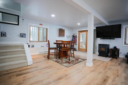 270 East Wilson Creek Road E, New Denver, BC - Indoor With Fireplace