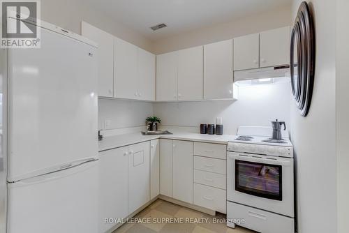 57 Soudan Avenue, Toronto, ON - Indoor Photo Showing Kitchen