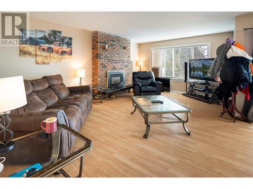 3756 Salloum Road, West Kelowna, BC - Indoor Photo Showing Living Room With Fireplace