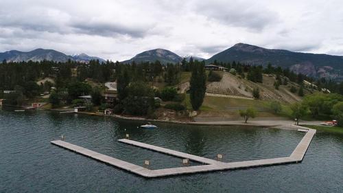 108 - 880 Lakeview Drive, Windermere, BC - Outdoor With Body Of Water With View