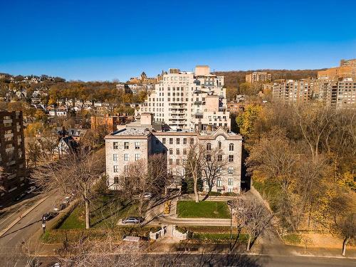 Aerial photo - 700-701-2333 Rue Sherbrooke O., Montréal (Ville-Marie), QC - Outdoor With View
