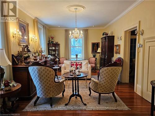 217 Inkerman Street, Arran-Elderslie, ON - Indoor Photo Showing Living Room