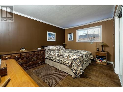 10750 Highway 97 Highway, Lake Country, BC - Indoor Photo Showing Bedroom
