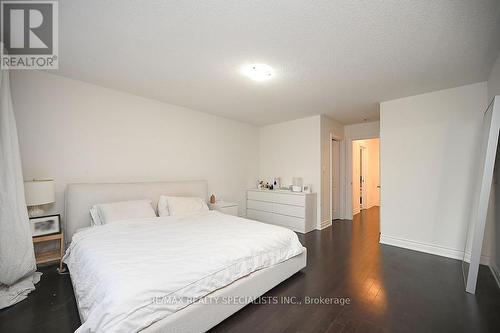 25 Hubbell Road, Brampton, ON - Indoor Photo Showing Bedroom