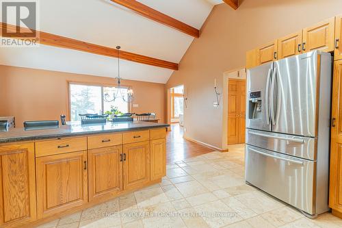 184 Ashgrove Lane, Meaford, ON - Indoor Photo Showing Kitchen