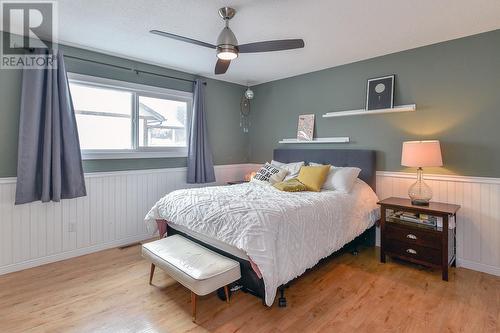 1193 Lawson Avenue, Kelowna, BC - Indoor Photo Showing Bedroom