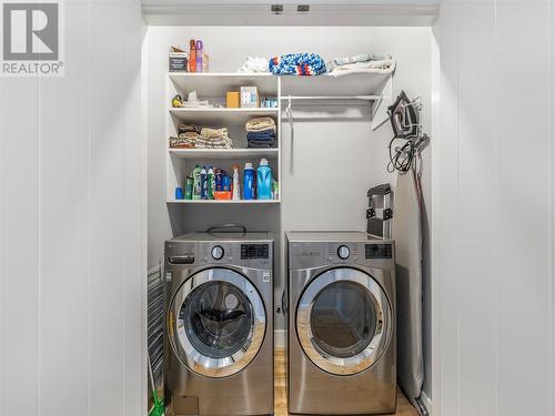 4204 14 Avenue, Vernon, BC - Indoor Photo Showing Laundry Room
