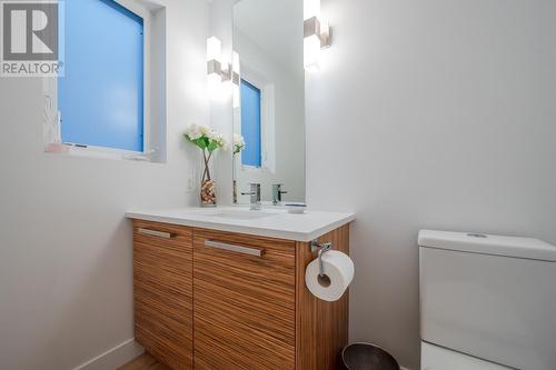 479 Vancouver Avenue Unit# 102, Penticton, BC - Indoor Photo Showing Bathroom