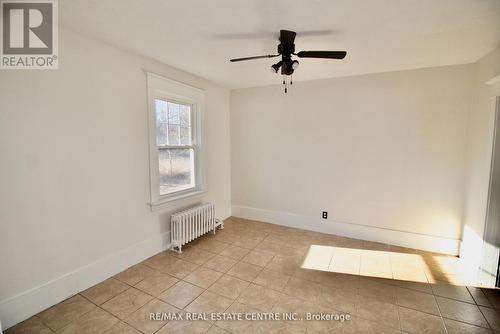 12039 Steeles Ave, Halton Hills, ON - Indoor Photo Showing Other Room